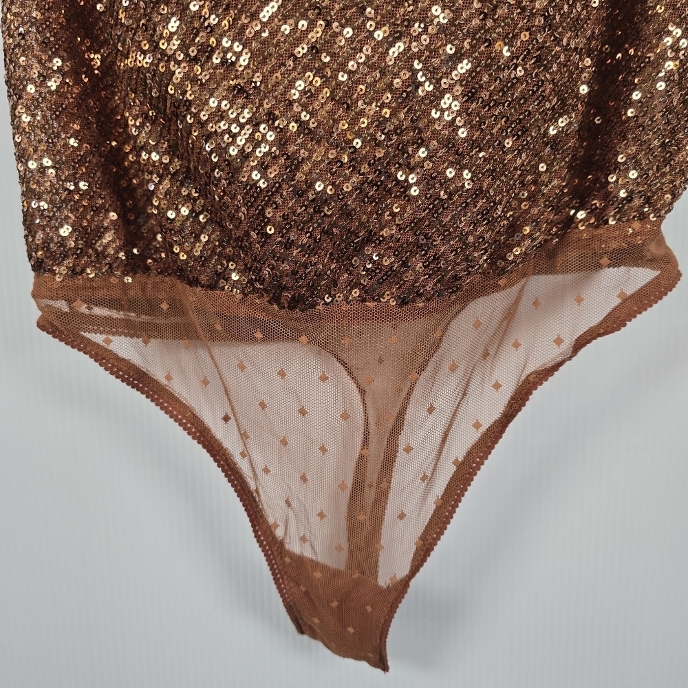 Free People Shimmer & Shine Bodysuit In The Color Sunset Sequins Size Small - Picture 8 of 16